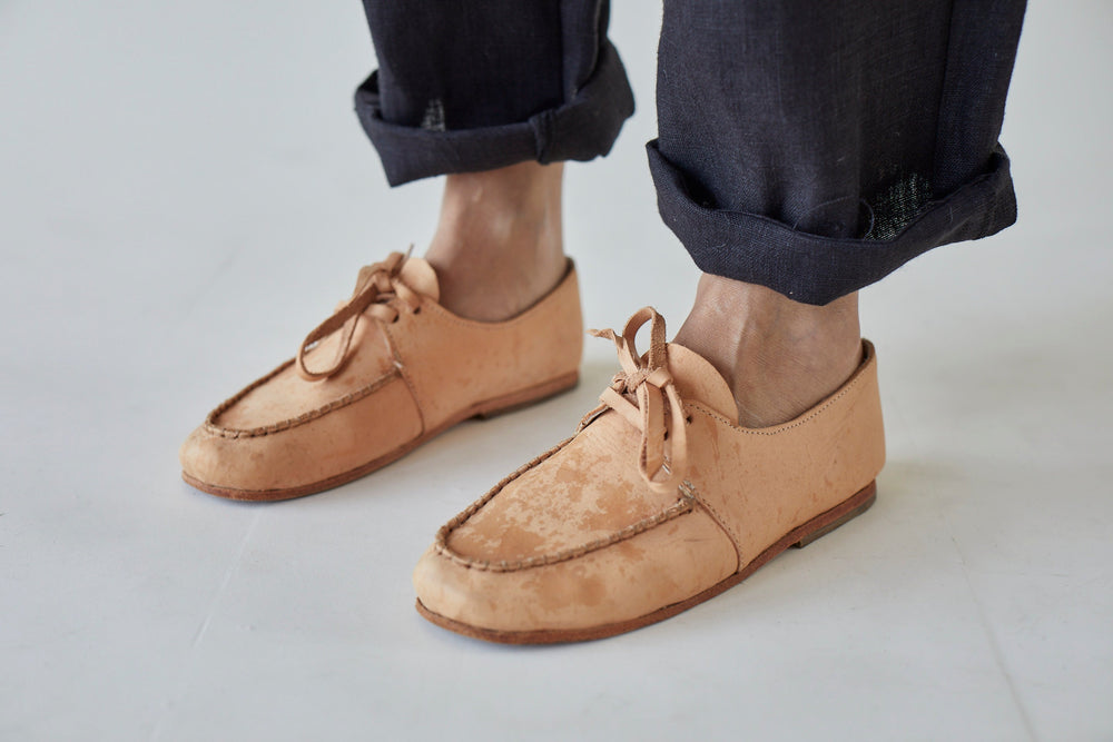 The Superficial charm of Synth-aesthetics