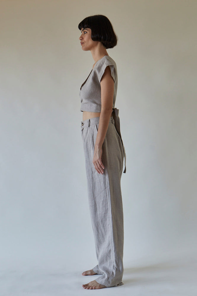 
                  
                    LINEN CHORESUIT / UNDYED
                  
                